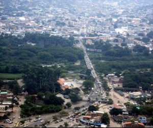 Puente Internacional Simon Bolivar Fuente Wikipedia por Andres Urdaneta